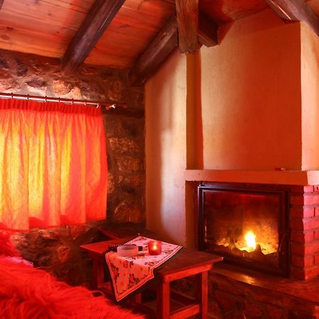 Eleni'S Guesthouse بالايوس أجيوس أثناسيوس المظهر الخارجي الصورة