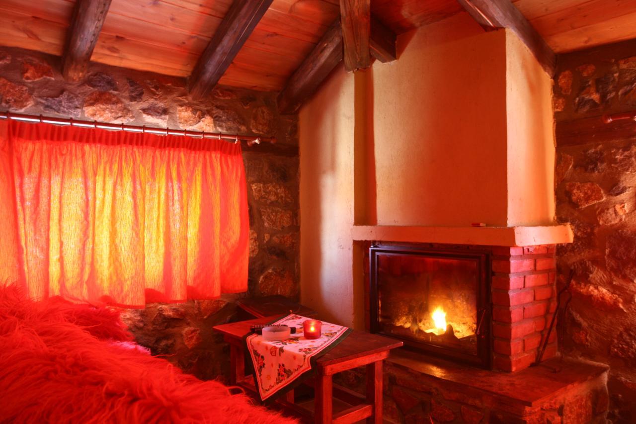 Eleni'S Guesthouse بالايوس أجيوس أثناسيوس المظهر الخارجي الصورة