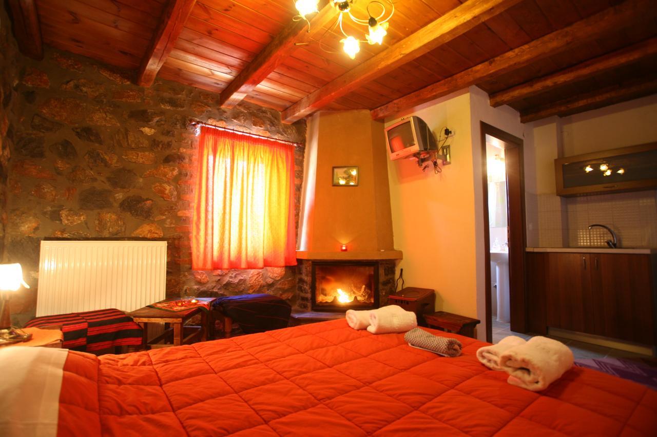 Eleni'S Guesthouse بالايوس أجيوس أثناسيوس المظهر الخارجي الصورة