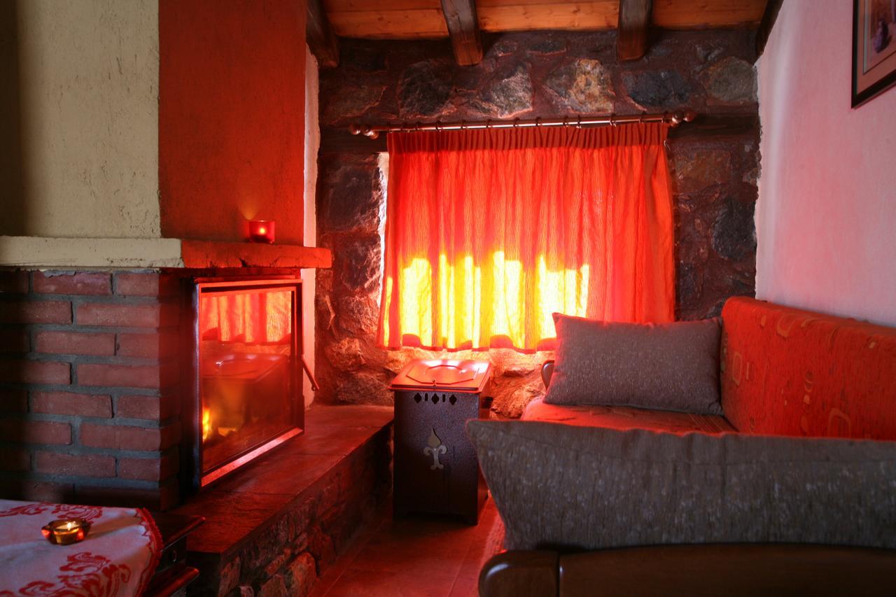 Eleni'S Guesthouse بالايوس أجيوس أثناسيوس المظهر الخارجي الصورة