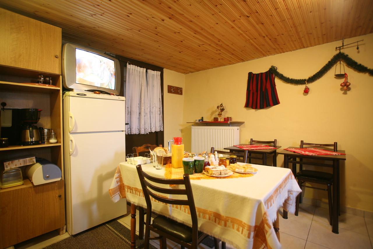 Eleni'S Guesthouse بالايوس أجيوس أثناسيوس المظهر الخارجي الصورة